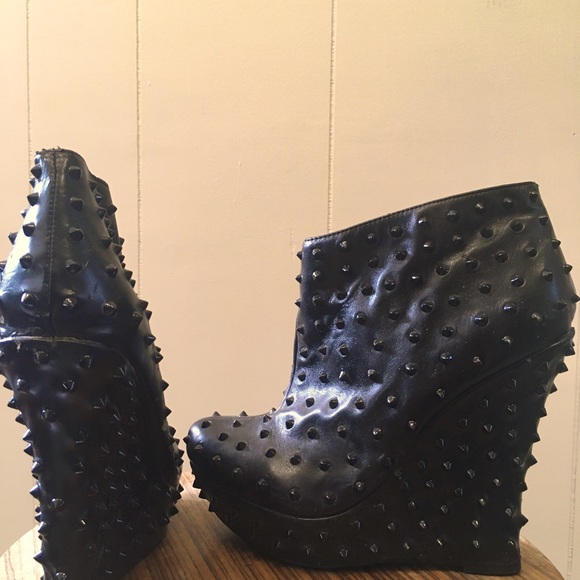 Goth Punk Studded Metallic Wedges - 8 - Picture 2 of 8
